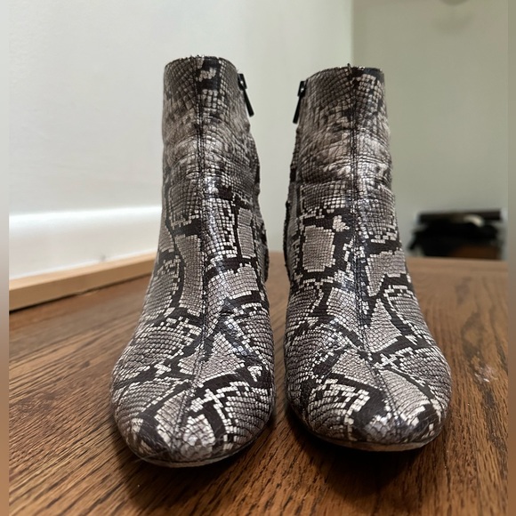 Vince boots - Picture 7 of 8